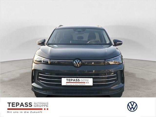 Neu VW Tiguan Elegance 150 PS (110 kW) 2026 Grau SUV