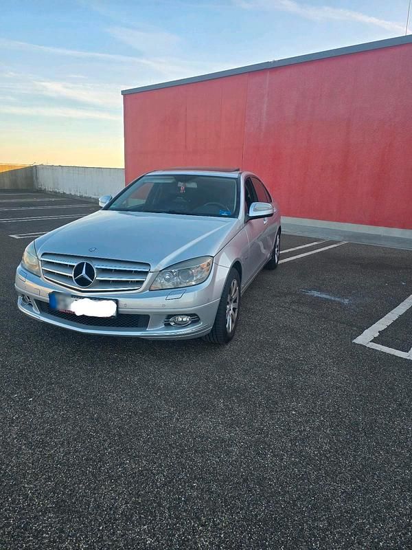 Gebraucht Mercedes C320 224 PS (164 kW) 2007 Silber Limousine