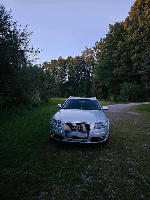 Gebraucht Audi A6 Allroad 190 PS (139 kW) 2010 Grau Kombi