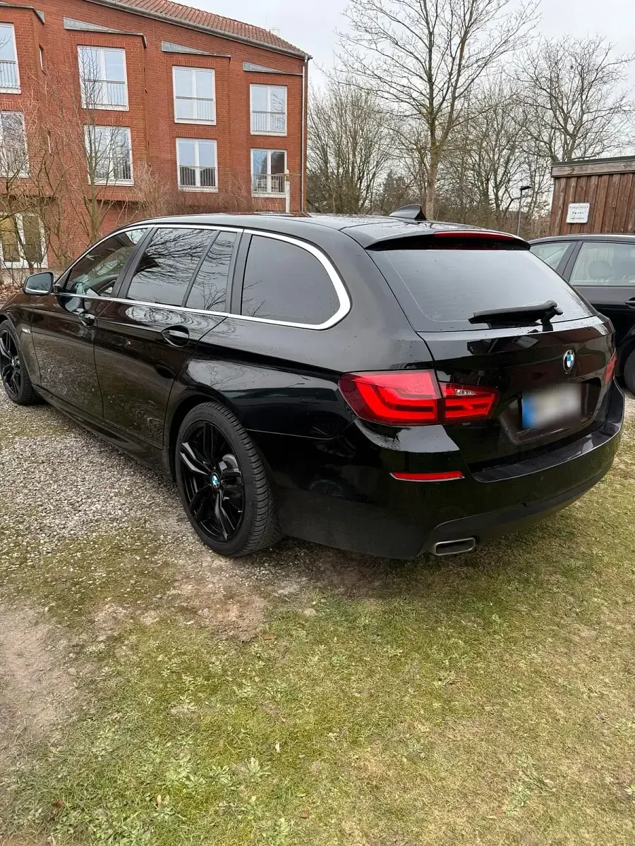 Gebraucht BMW 520 M Sport 184 PS (135 kW) 2012 Schwarz Kombi