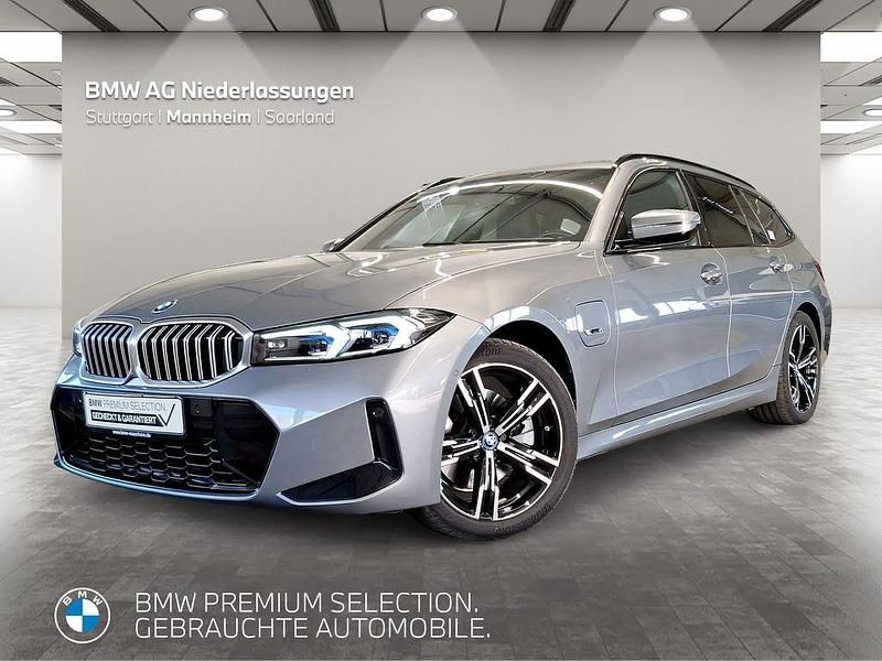 Grau Gebraucht 2022 BMW 330e M Sport Kombi | 35.980 € (Etwas zu teuer) - Bild 1/4