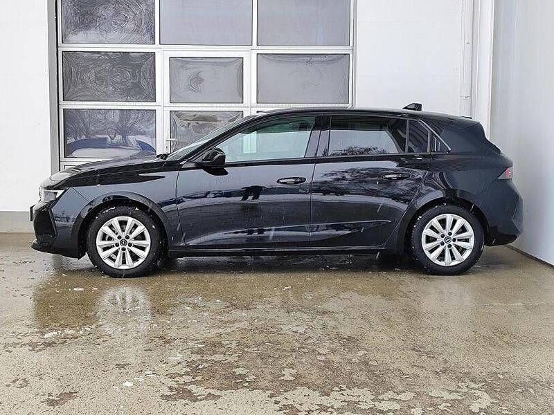 Gebraucht Opel Astra Elegance 131 PS (96 kW) 2023 Karbon schwarz (metallic) Limousine
