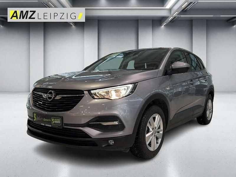 Kontrast grau/quarz silber Gebraucht 2019 Opel Grandland X Edition SUV | 15.990 € (Guter Preis) - Bild 1/4