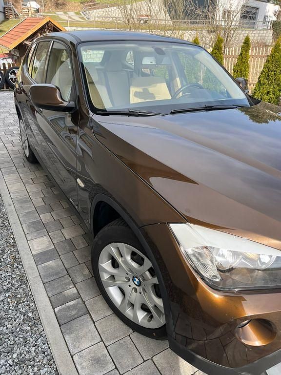 Gebraucht BMW X1 150 PS (110 kW) 2010 Beige SUV