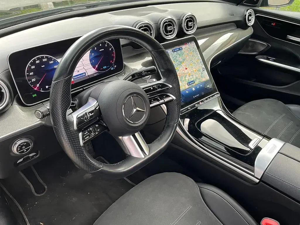 Gebraucht Mercedes C200 AMG 204 PS (150 kW) 2022 Graphitgraumetallic Limousine