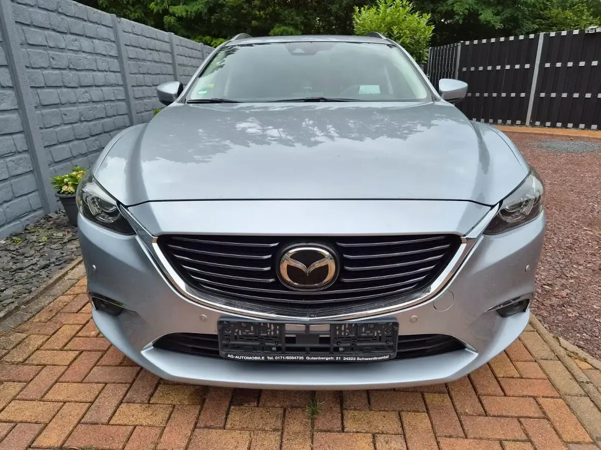 Gebraucht Mazda 6 Nakama Intense 175 PS (128 kW) 2016 Silber Kombi