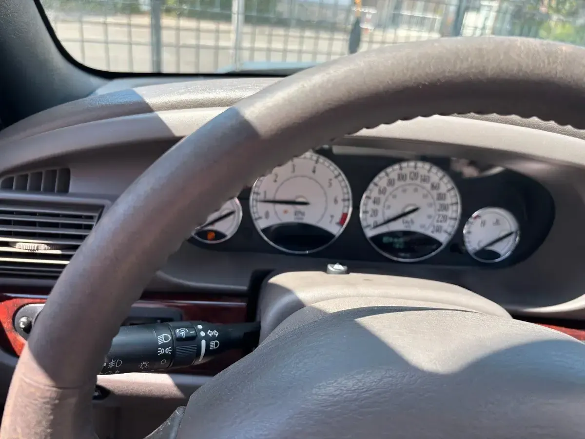 Gebraucht Chrysler Sebring Cabriolet 203 PS (149 kW) 2003 Silber Cabrio