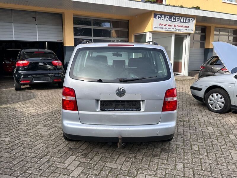 Gebraucht VW Touran 140 PS (102 kW) 2006 Silber Van / Kleinbus