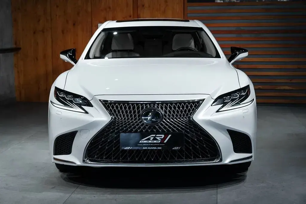 Gebraucht Lexus LS500h 359 PS (264 kW) 2018 Weiß Limousine