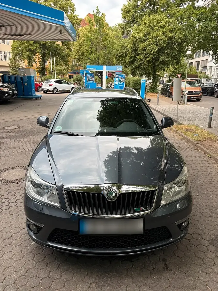 Gebraucht Skoda Octavia RS 200 PS (147 kW) 2010 Grau Kombi