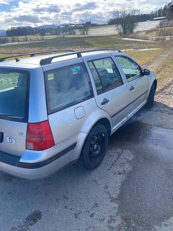 Gebraucht VW Golf IV 75 PS (55 kW) 2001 Grau Kombi