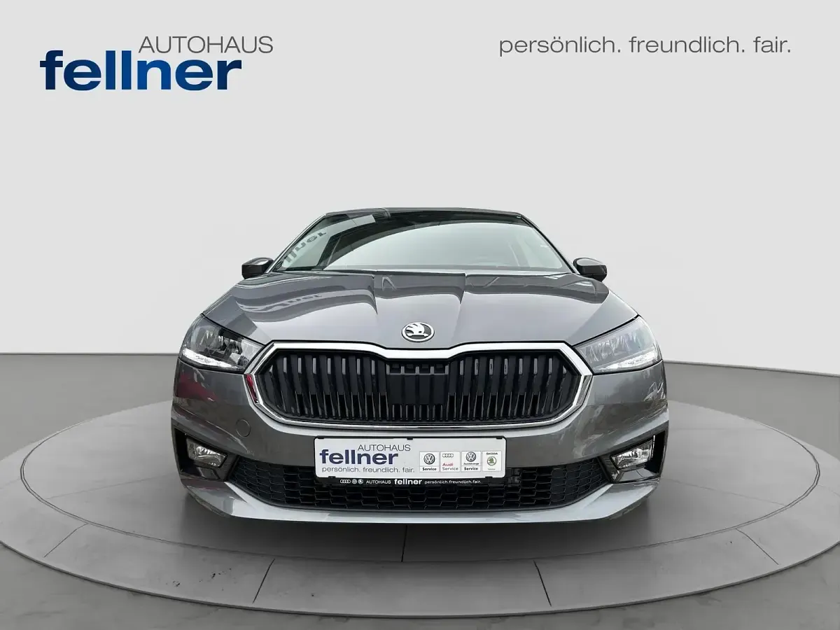 Gebraucht Skoda Fabia 80 PS (58 kW) 2024 Raceblau metallic Kleinwagen