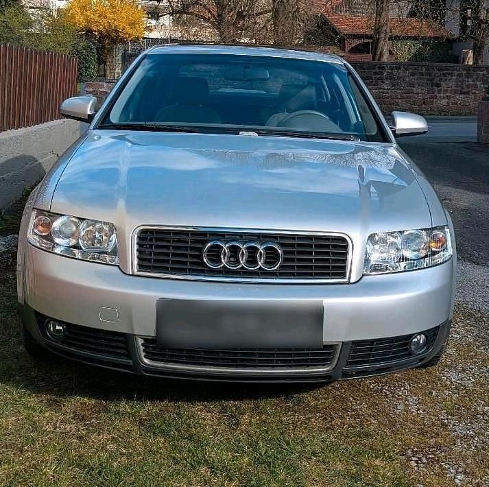 Gebraucht Audi A4 131 PS (96 kW) 2001 Silber Limousine