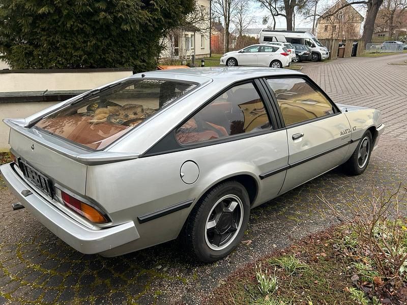 Gebraucht Opel Manta 90 PS (66 kW) 1984 Silber Coupé