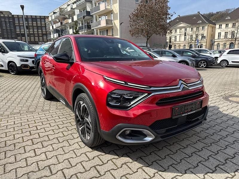 Gebraucht Citroën C4 PureTech 131 PS (96 kW) 2024 Rot SUV