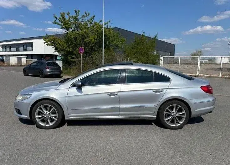 Używany VW CC 169 KM (124 kW) 2009 Sedan/Limuzyna