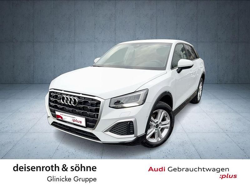 Gletscherweiß metallic Gebraucht 2024 Audi Q2 Advanced Plus SUV | 31.705 € (Etwas zu teuer) - Bild 1/4