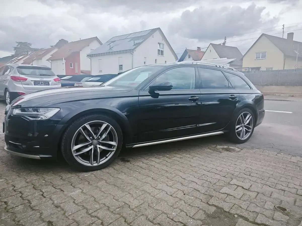 Używany Audi A6 Allroad 320 KM (235 kW) 2018 Czarny Kombi