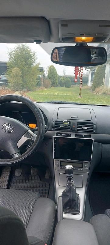 Grau Gebraucht 2008 Toyota Yaris T2 Kombi | 2.500 € - Bild 1/4