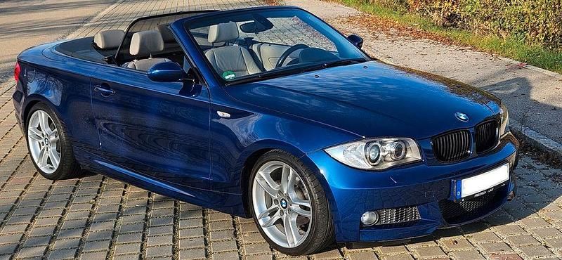 Blau Gebraucht 2008 BMW 118 Cabriolet M Sport Cabrio | 13.900 € (Teuer) - Bild 1/4