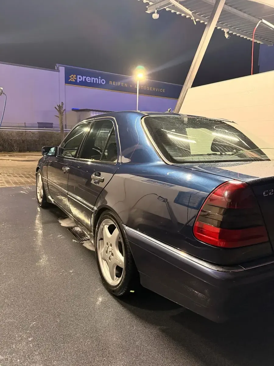 Gebraucht Mercedes C240 Elegance 170 PS (125 kW) 1999 Limousine