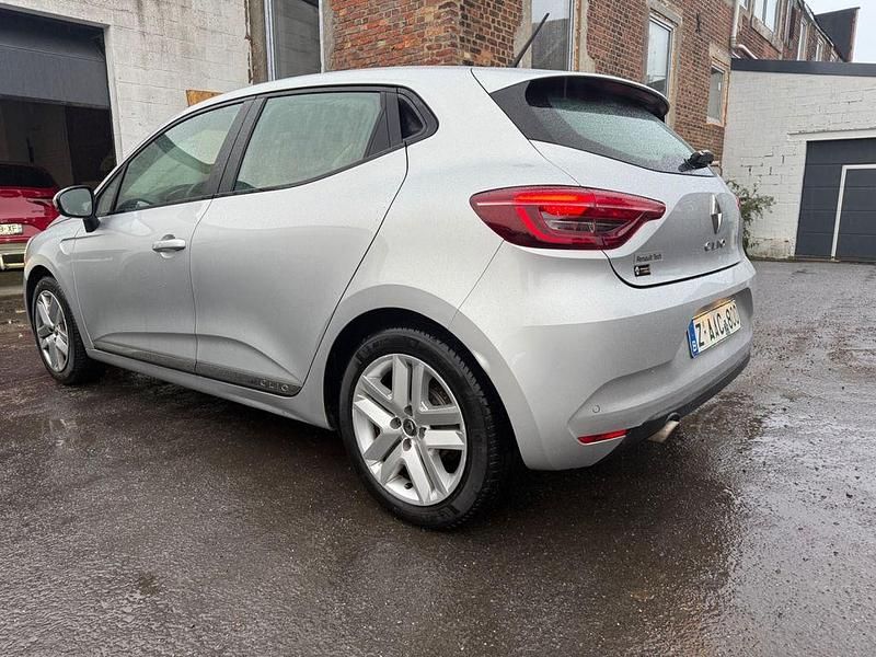 Gebraucht Renault Clio V Experience 86 PS (63 kW) 2020 Silber Limousine