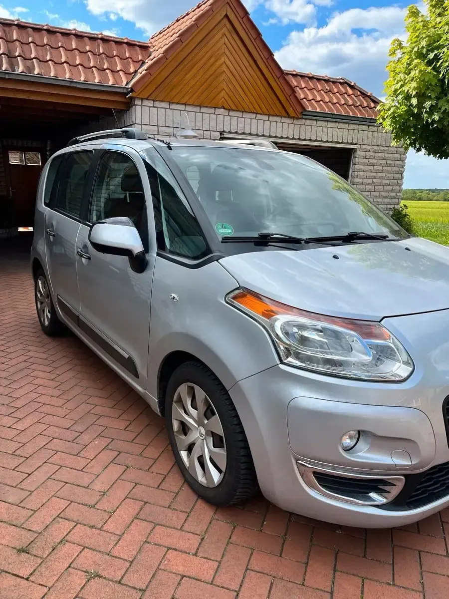 Używany Citroën C3 93 KM (68 kW) 2012 Srebrny Minivan
