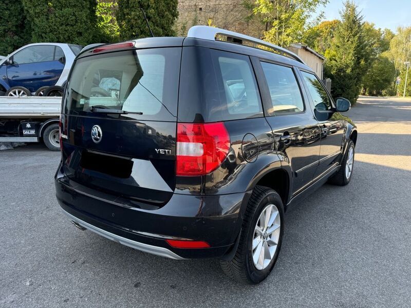 Gebraucht Skoda Yeti Ambition 110 PS (80 kW) 2015 Schwarz SUV