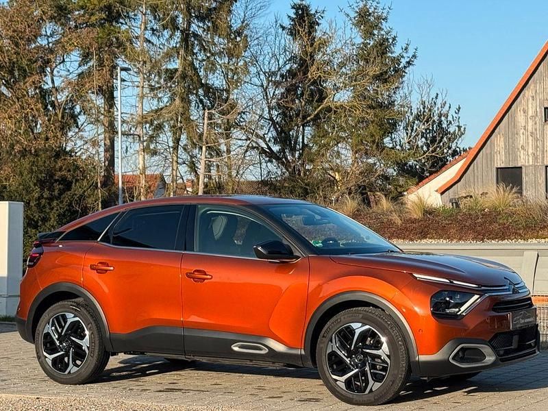 Gebraucht Citroën C4 Shine 155 PS (114 kW) 2022 Orange Limousine