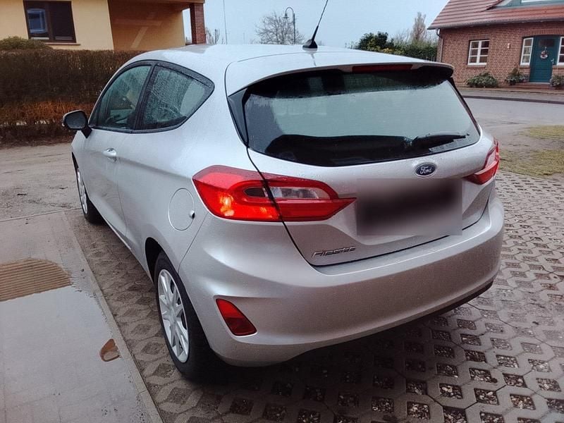 Gebraucht Ford Fiesta 71 PS (52 kW) 2018 Silber Kleinwagen