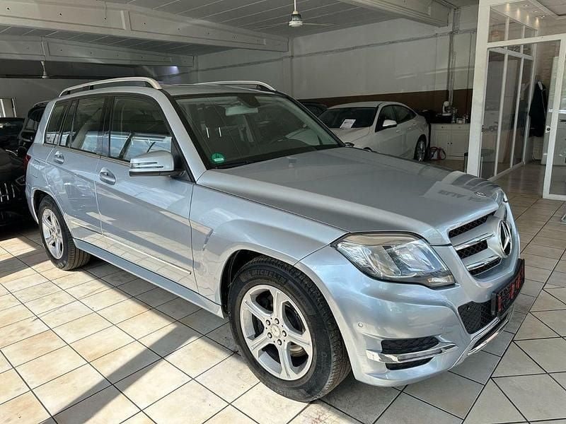 Silber Gebraucht 2013 Mercedes GLK220 SUV | 16.900 € (Fairer Preis) - Bild 1/4