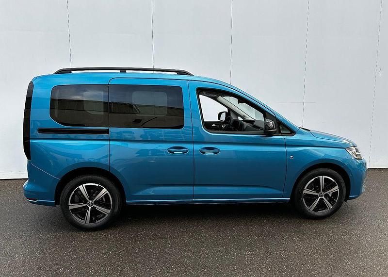 Gebraucht VW Caddy Life 122 PS (89 kW) 2026 Blau Van / Kleinbus
