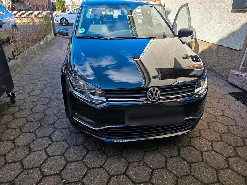 Gebraucht VW Polo 75 PS (55 kW) 2017 Schwarz Kleinwagen