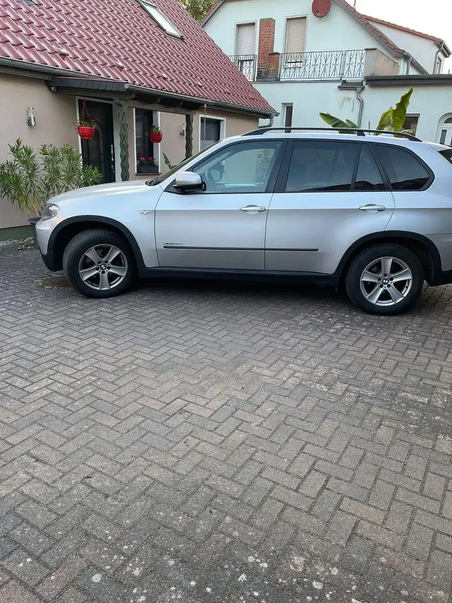 Gebraucht BMW X5 235 PS (172 kW) 2009 Silber SUV