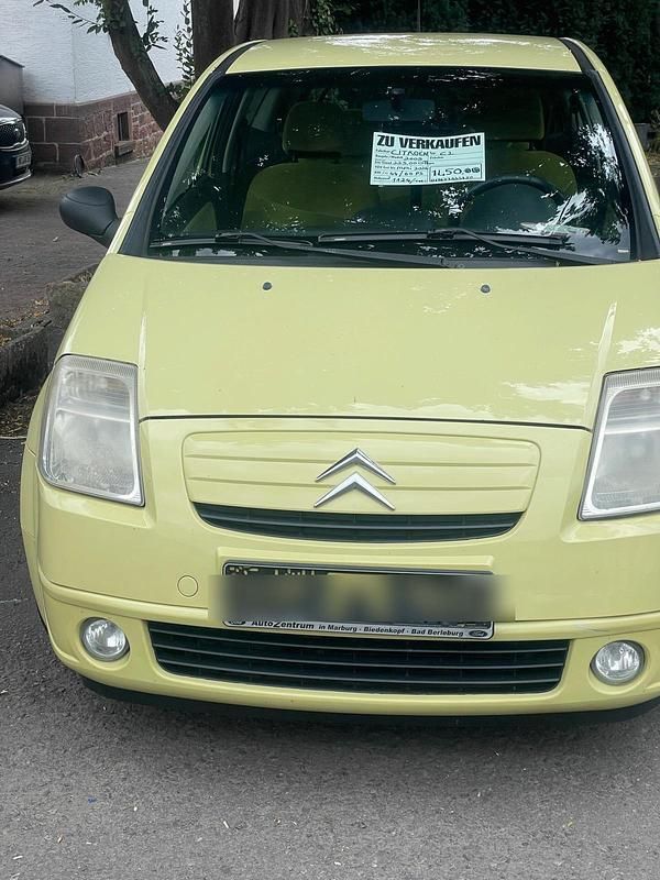 Grün Gebraucht 2005 Citroën C2 Kleinwagen | 1.450 € - Bild 1/4