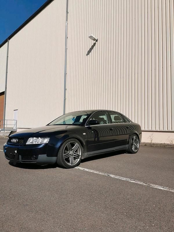 Gebraucht Audi A4 131 PS (96 kW) 2001 Blau Limousine