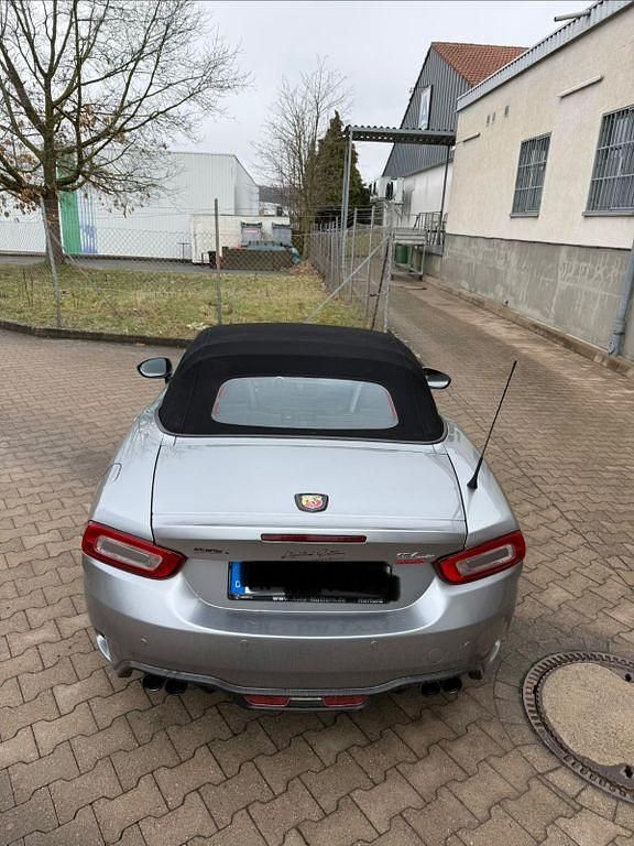 Gebraucht Abarth 124 Spider 170 PS (125 kW) 2017 Grau Cabrio