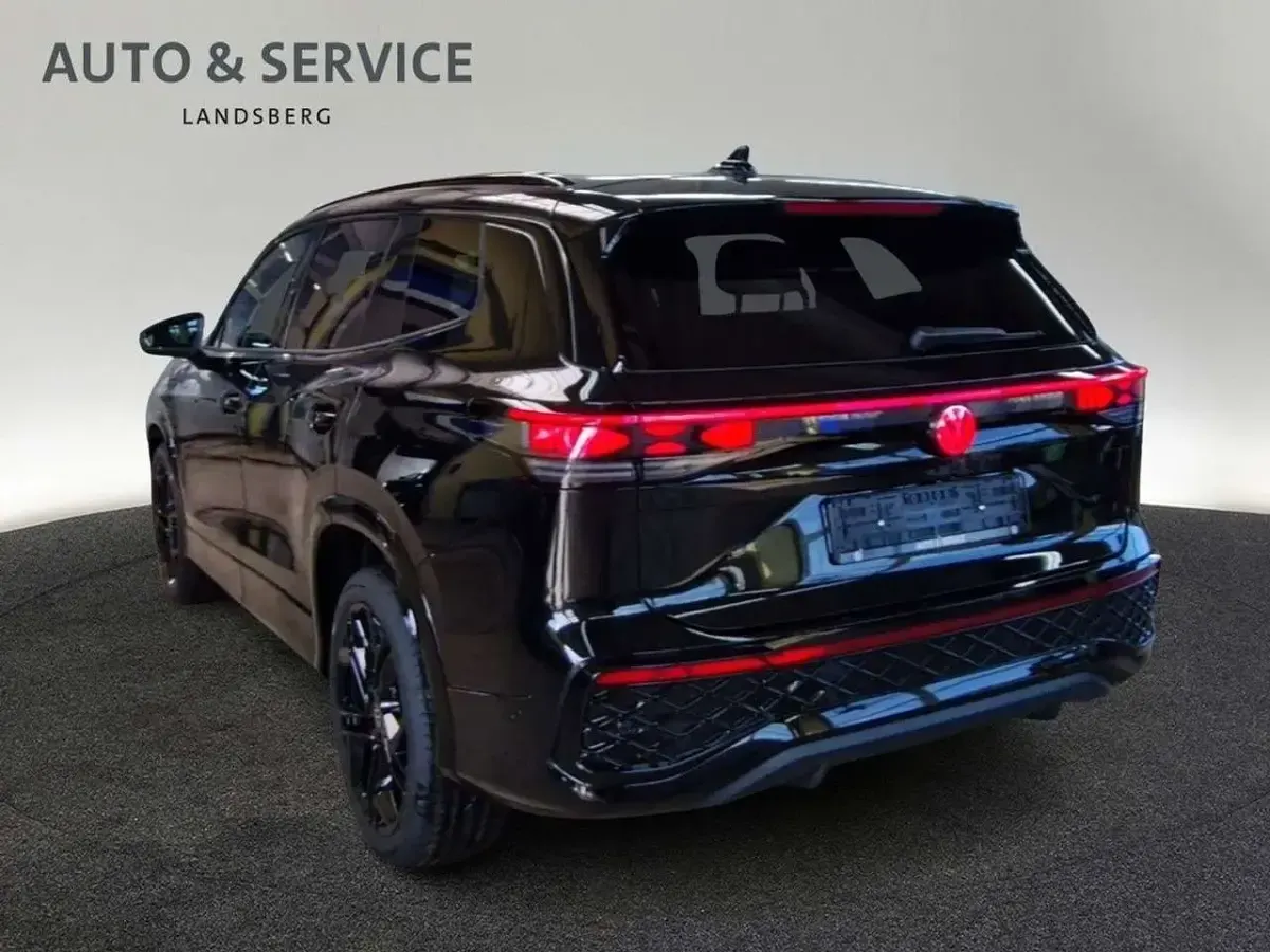 Neu VW Tayron R-line 272 PS (200 kW) 2026 Grenadillschwarz metallic SUV