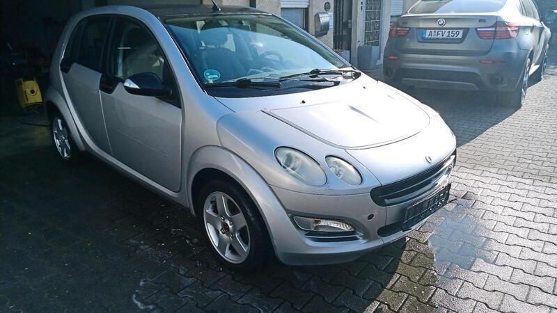 Andere außenfarben Gebraucht 2006 Smart ForFour Kleinwagen | 1.550 € (Guter Preis) - Bild 1/4