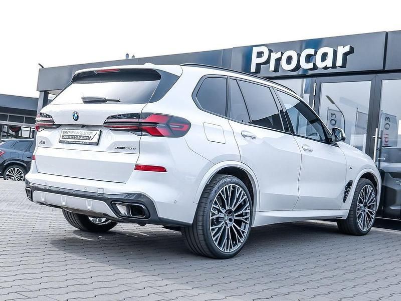 Gebraucht BMW X5 M Sport 360 PS (264 kW) 2025 Mineralweiß SUV