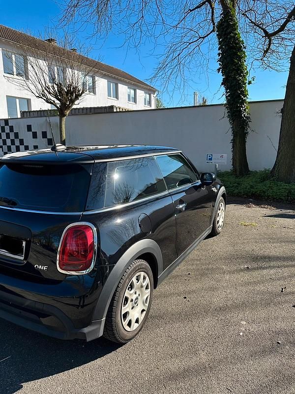 Gebraucht Mini Cooper Coupé 102 PS (75 kW) 2021 Schwarz Coupé