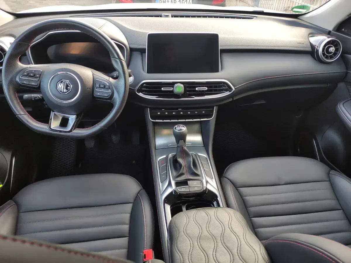 Gebraucht MG HS Luxury 162 PS (119 kW) 2024 Weiß SUV