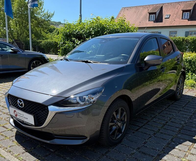 Grau Gebraucht 2023 Mazda 2 Exclusive-Line Limousine | 14.400 € (Fairer Preis) - Bild 1/4