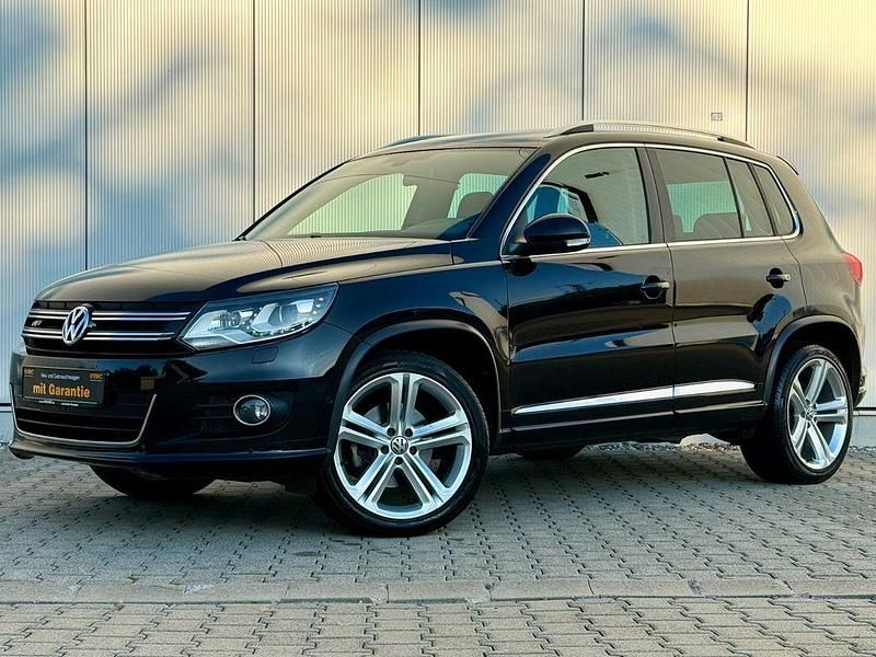 Schwarz Gebraucht 2014 VW Tiguan Sportline SUV | 17.950 € (Teuer) - Bild 1/4