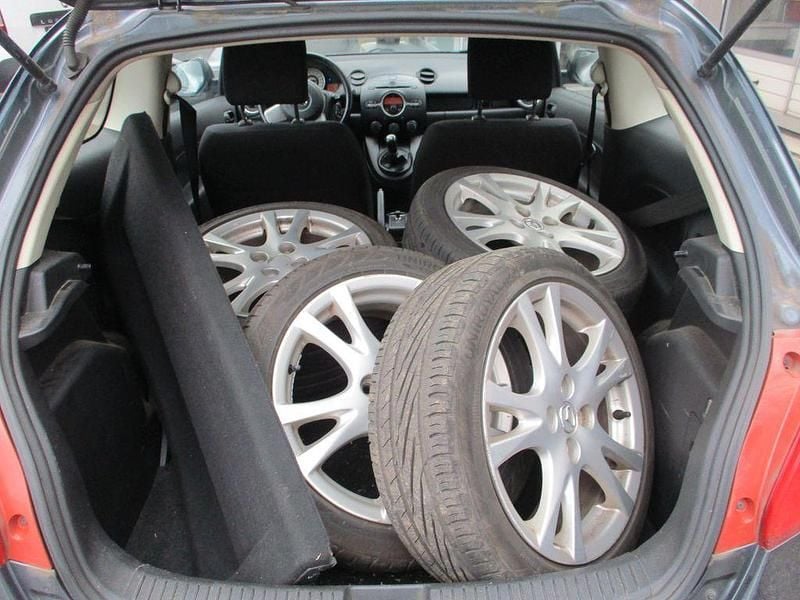 Gebraucht Mazda 2 Inclusive 86 PS (63 kW) 2008 Grau Kleinwagen