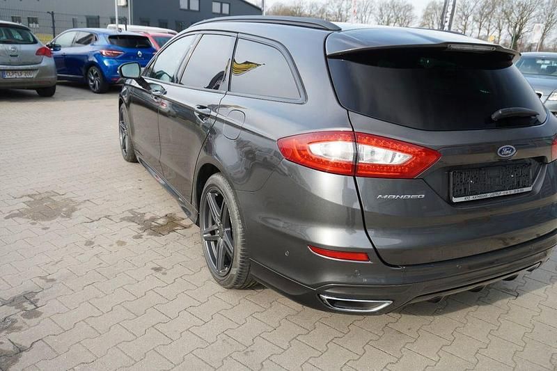 Gebraucht Ford Mondeo ST-Line 179 PS (131 kW) 2017 Grau Limousine