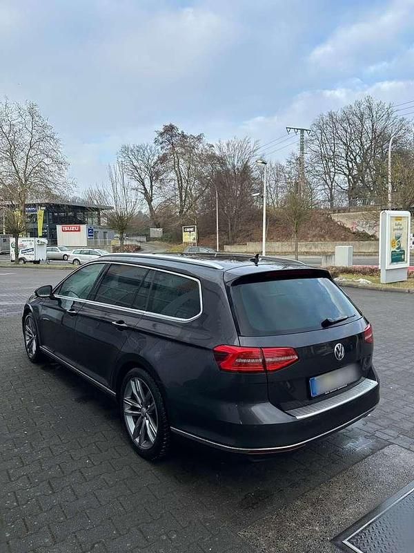 Gebraucht VW Passat Highline 150 PS (110 kW) 2018 Kombi