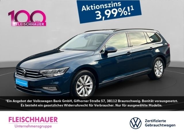 Blau Gebraucht 2024 VW Passat Business Kombi | 27.690 € (Superpreis) - Bild 1/4