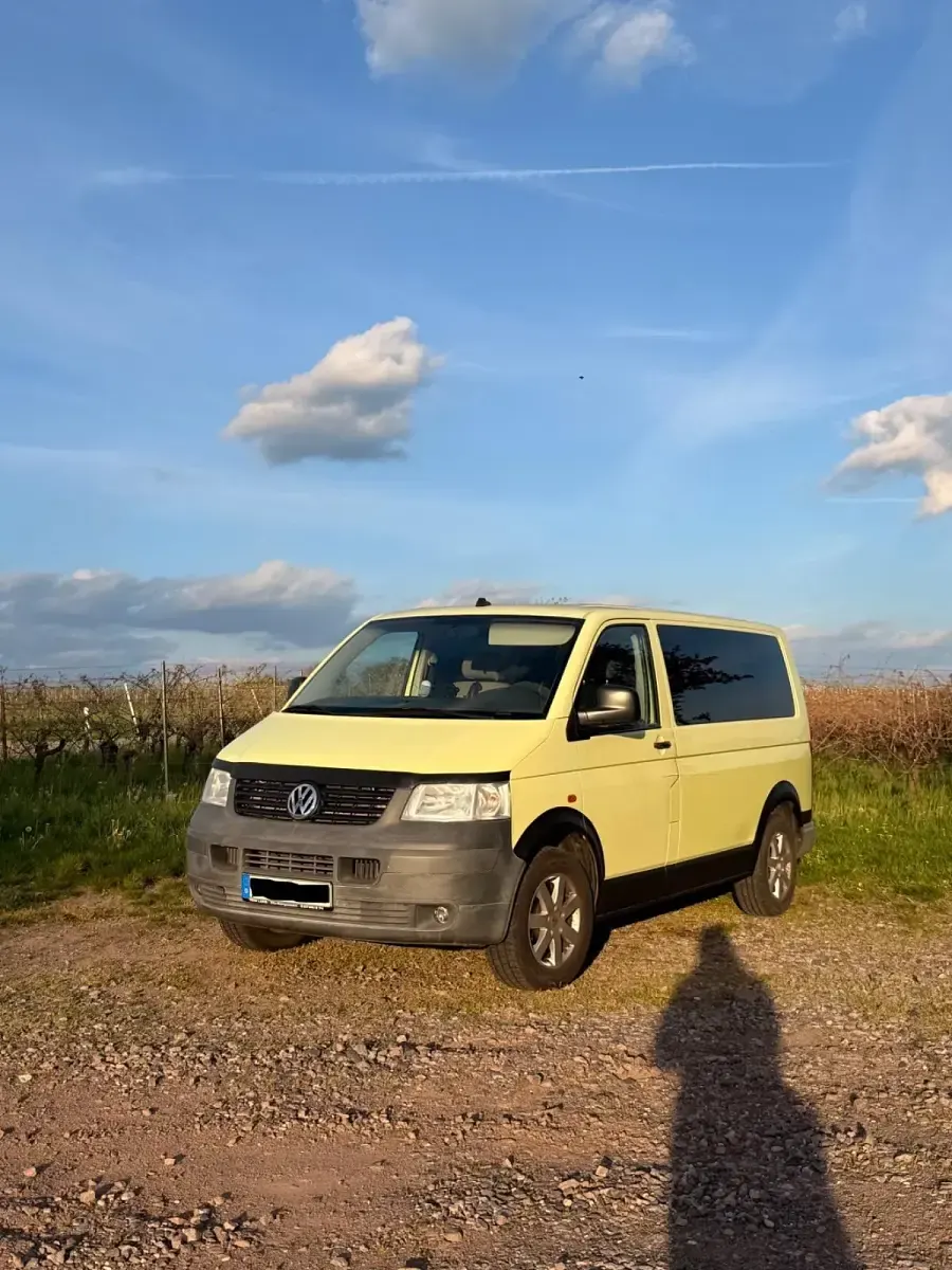 Gebraucht VW Caravelle 130 PS (95 kW) 2005 Gelb Van