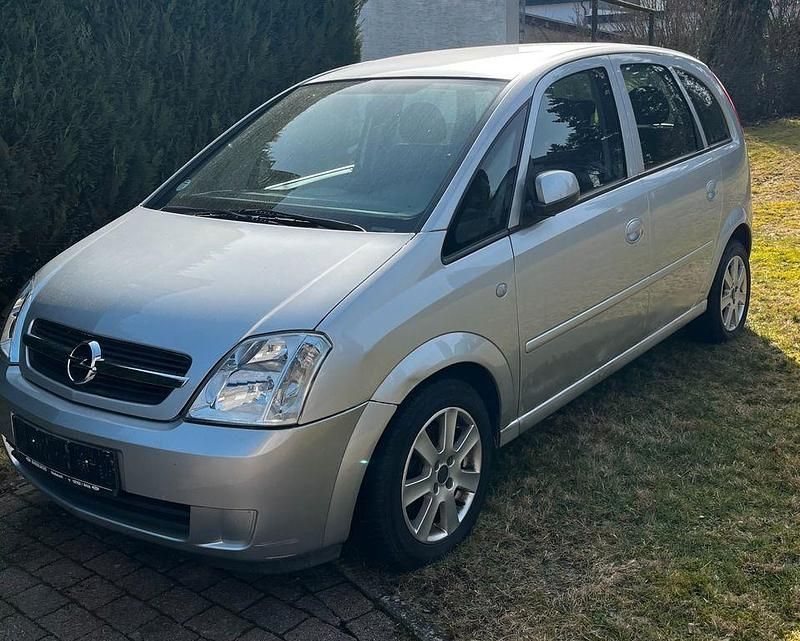 Gebraucht Opel Meriva 101 PS (74 kW) 2005 Silber Van / Kleinbus